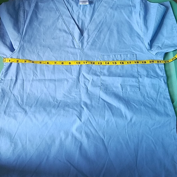 Scrub top - Picture 5 of 5